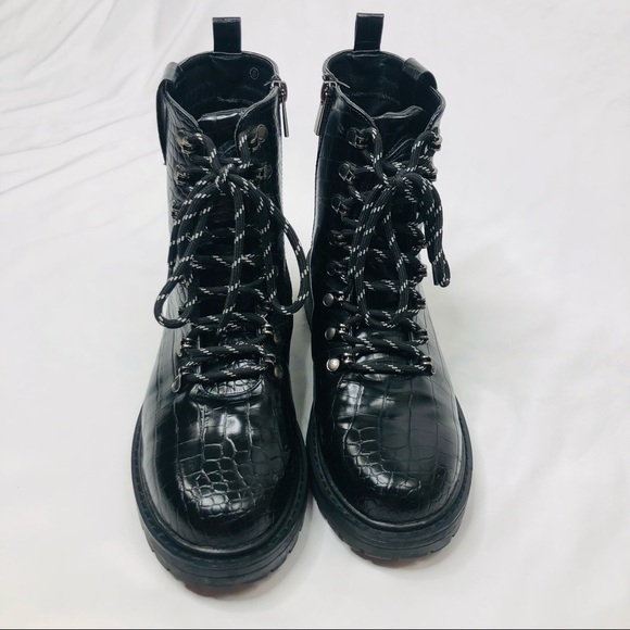 PrettyLittleThing Black Croc Hiker Boot - Picture 7 of 9